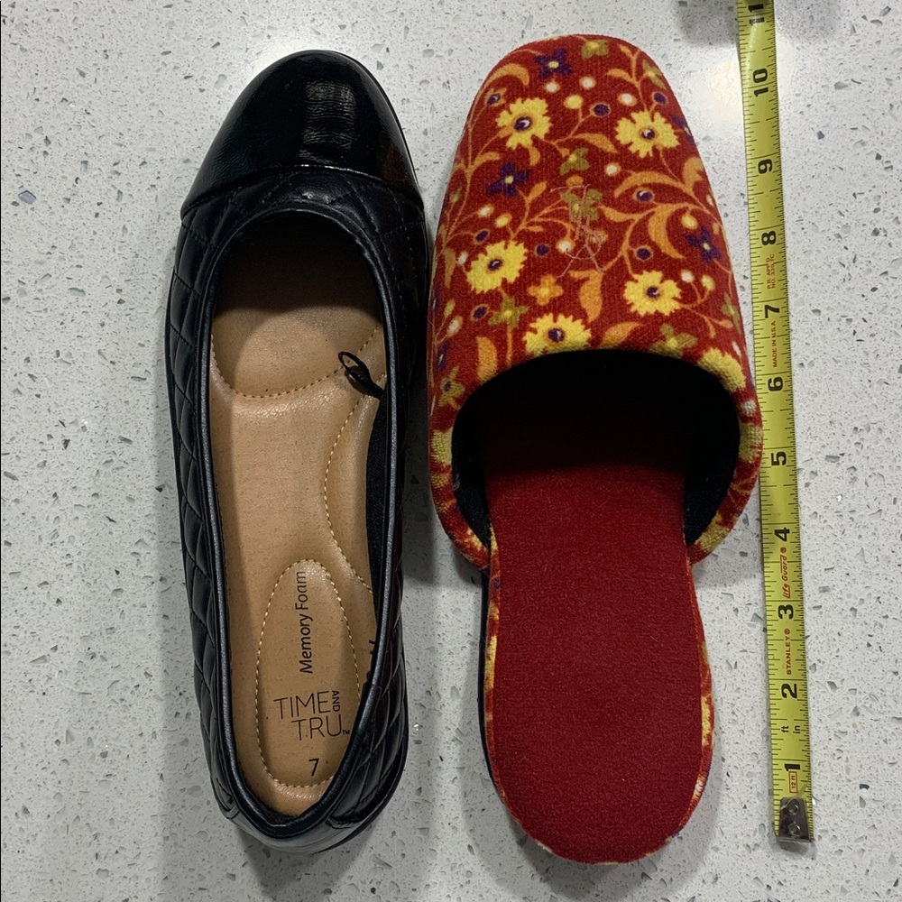 Vintage YvesSaintLaurent Slippers - Picture 5 of 6